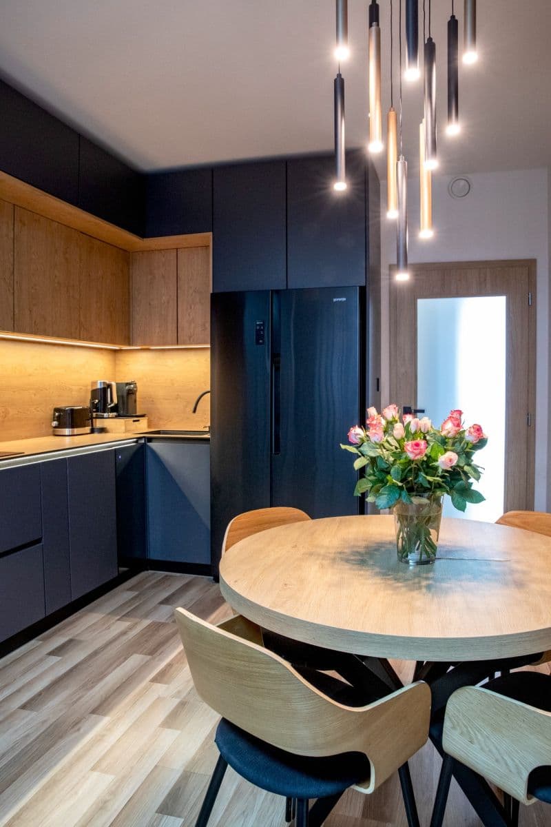 Predaj bytu 4-izbový 76 m², Ke Kříži, Praha, Praha Predaj bytu 4-izbový 76 m², Ke Kříži, Praha, Praha