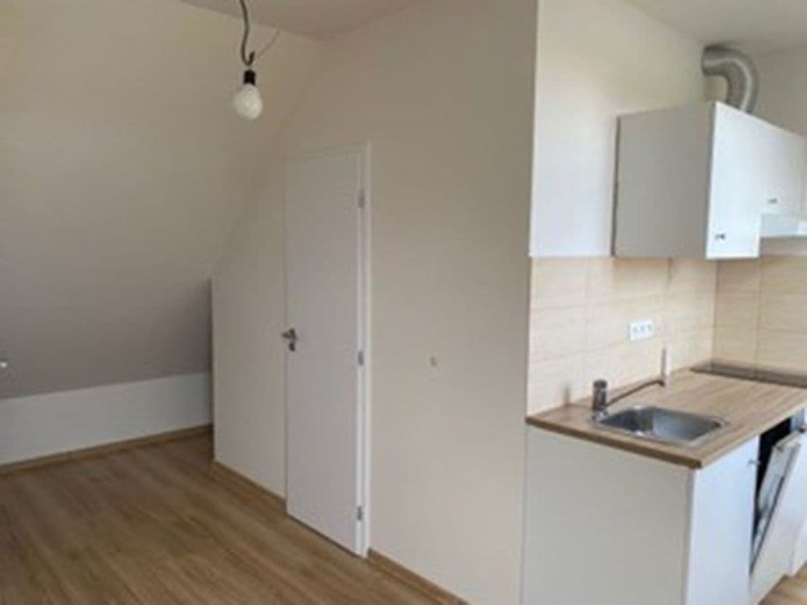 Prenájom bytu 1-izbový 18 m², Sukova, Velké Přílepy, Středočeský kraj Prenájom bytu 1-izbový 18 m², Sukova, Velké Přílepy, Středočeský kraj
