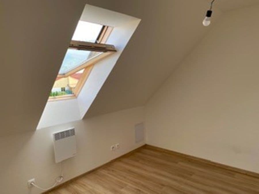 Prenájom bytu 1-izbový 18 m², Sukova, Velké Přílepy, Středočeský kraj Prenájom bytu 1-izbový 18 m², Sukova, Velké Přílepy, Středočeský kraj
