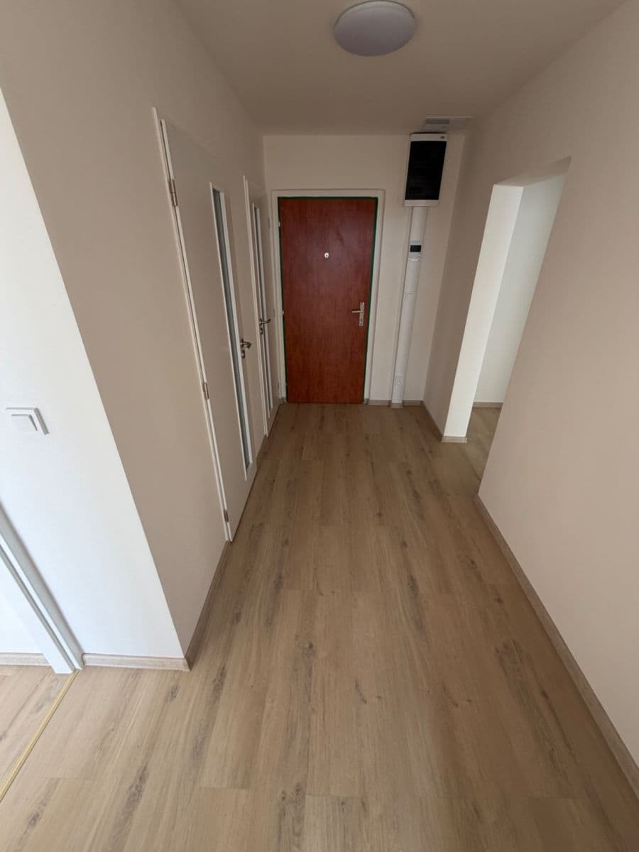 Prenájom bytu 3-izbový 62 m², V Průčelí, Praha, Praha Prenájom bytu 3-izbový 62 m², V Průčelí, Praha, Praha