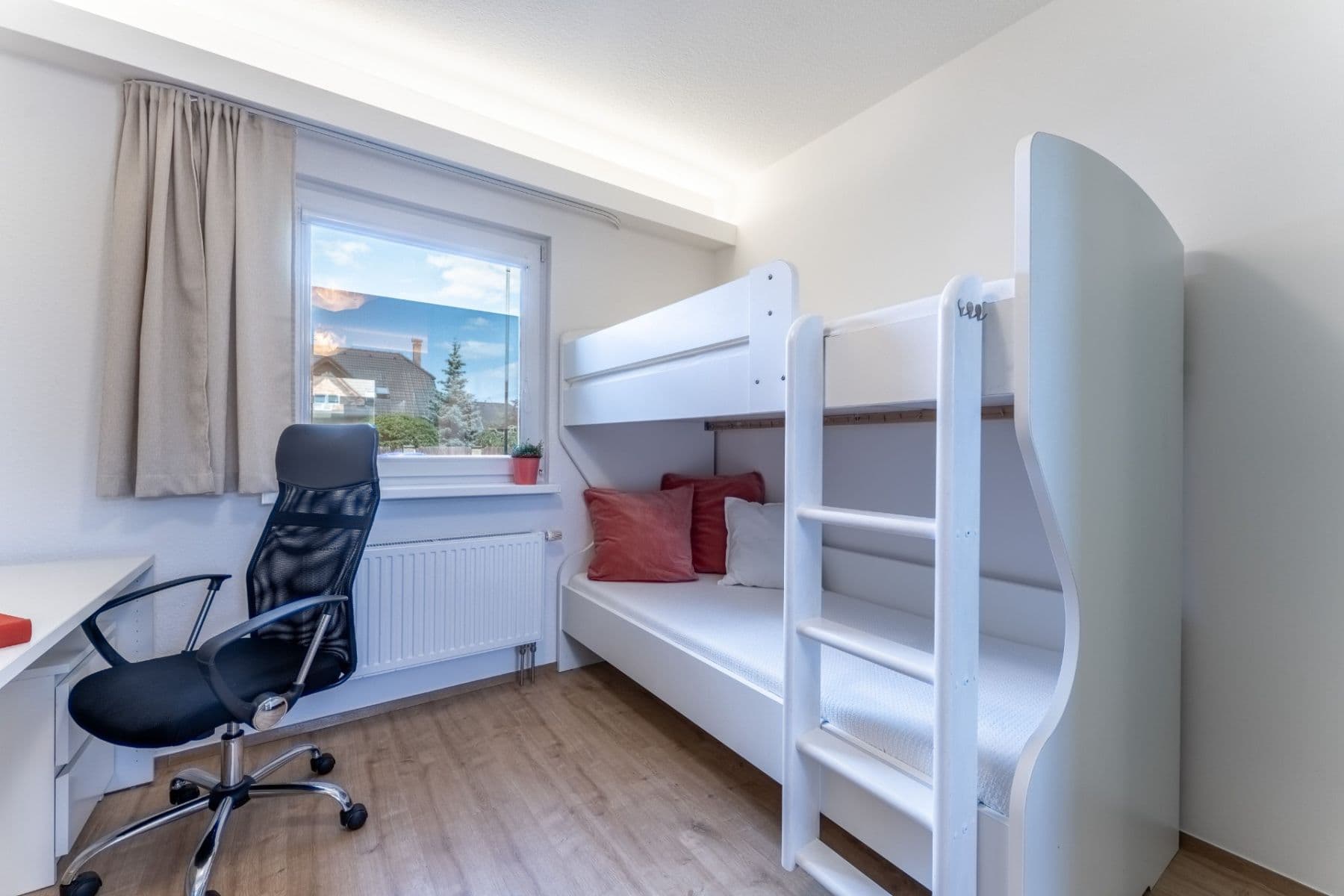 Predaj bytu 3-izbový 76 m², U Dráhy, Chýně, Středočeský kraj Predaj bytu 3-izbový 76 m², U Dráhy, Chýně, Středočeský kraj