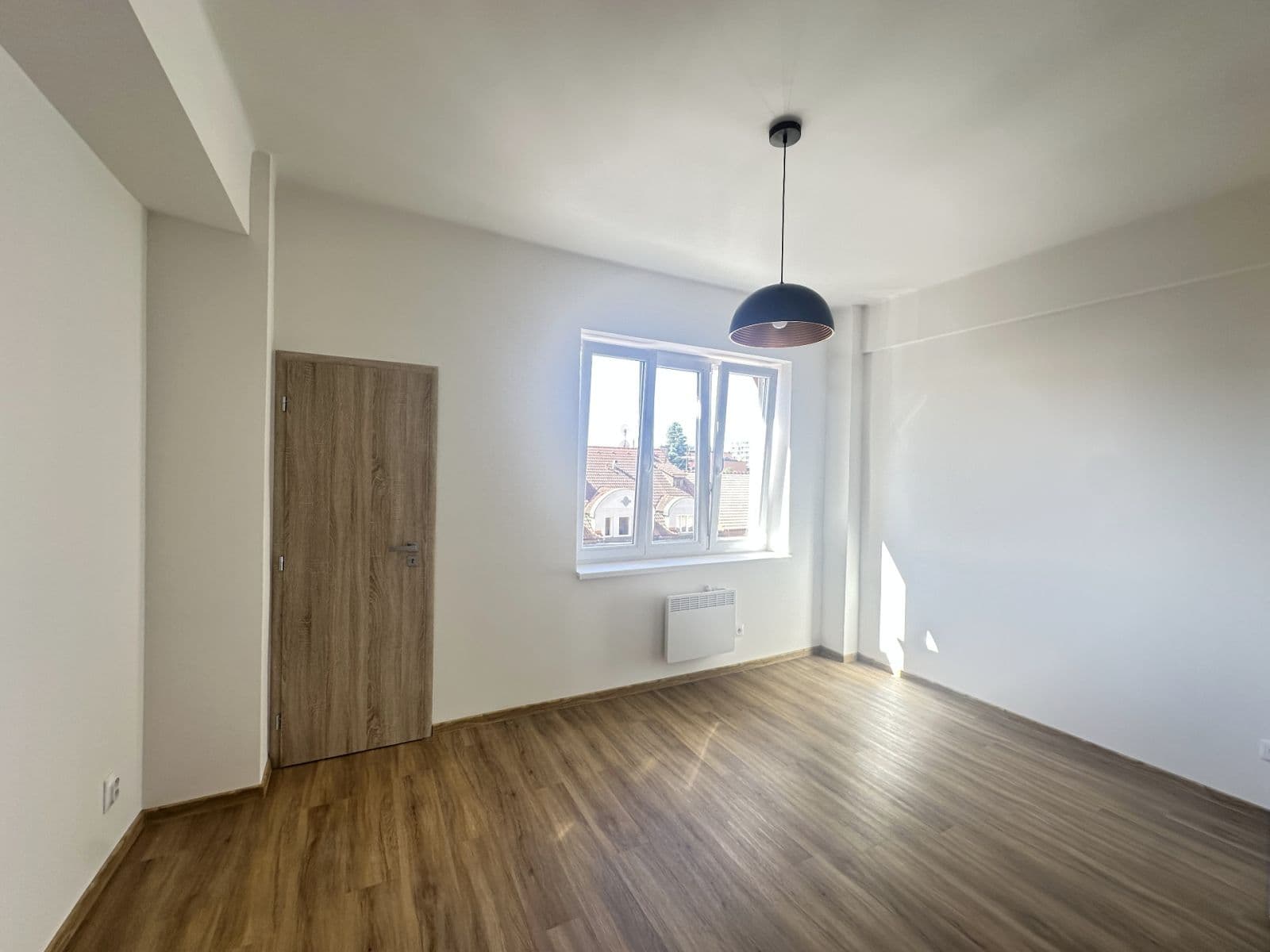 Prenájom bytu 2-izbový 50 m², Jeseniova, Praha, Praha Prenájom bytu 2-izbový 50 m², Jeseniova, Praha, Praha