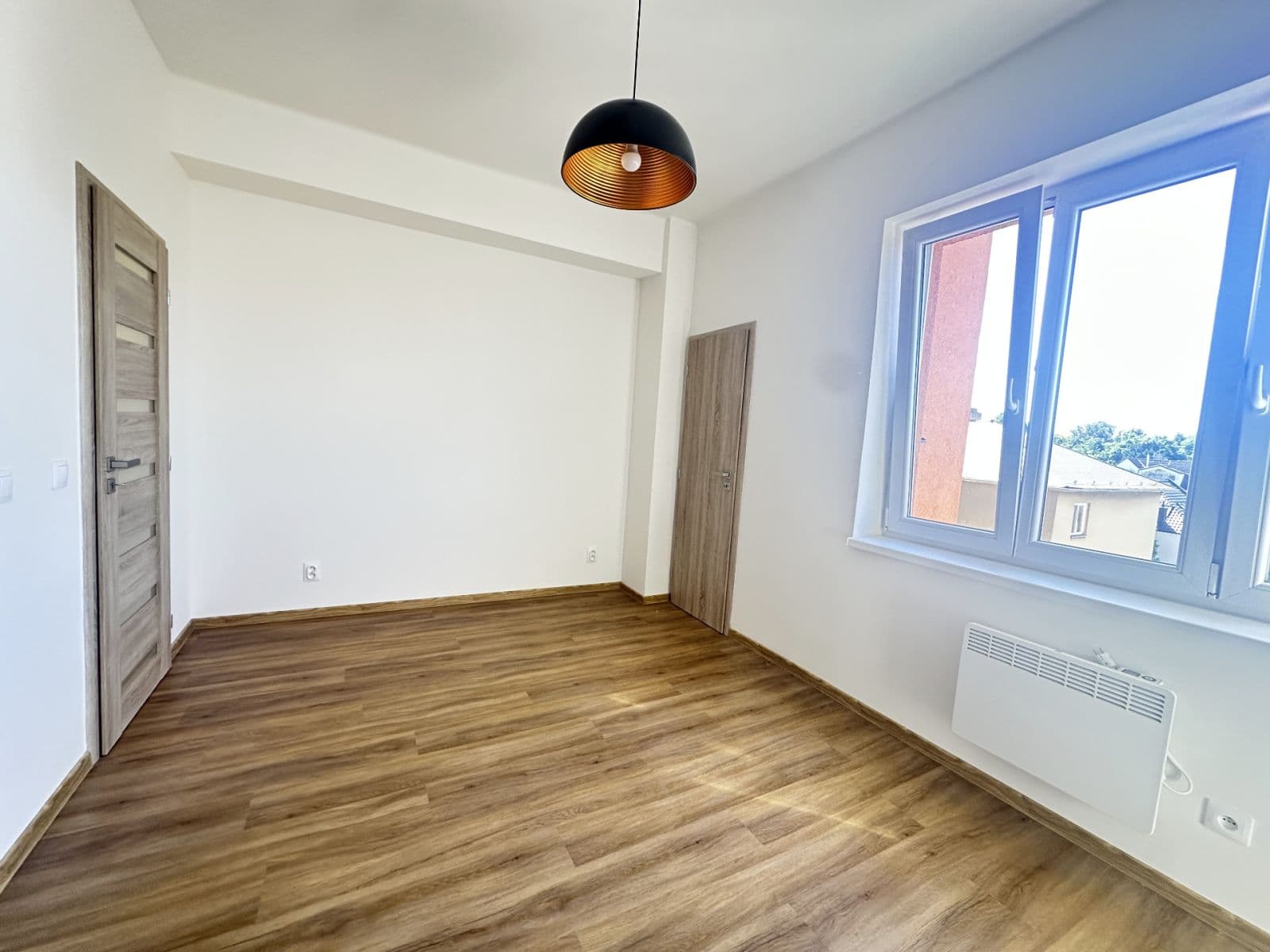 Prenájom bytu 2-izbový 50 m², Jeseniova, Praha, Praha Prenájom bytu 2-izbový 50 m², Jeseniova, Praha, Praha