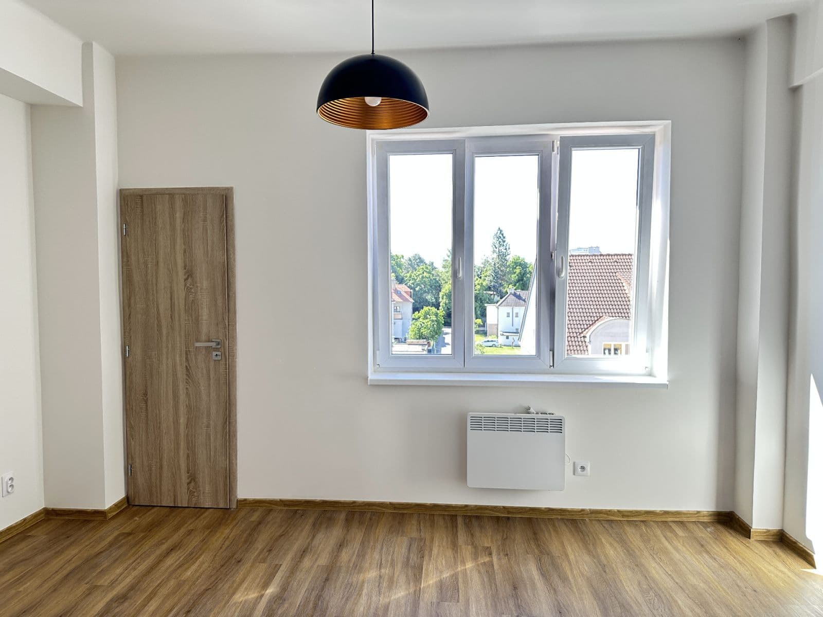 Prenájom bytu 2-izbový 50 m², Jeseniova, Praha, Praha Prenájom bytu 2-izbový 50 m², Jeseniova, Praha, Praha