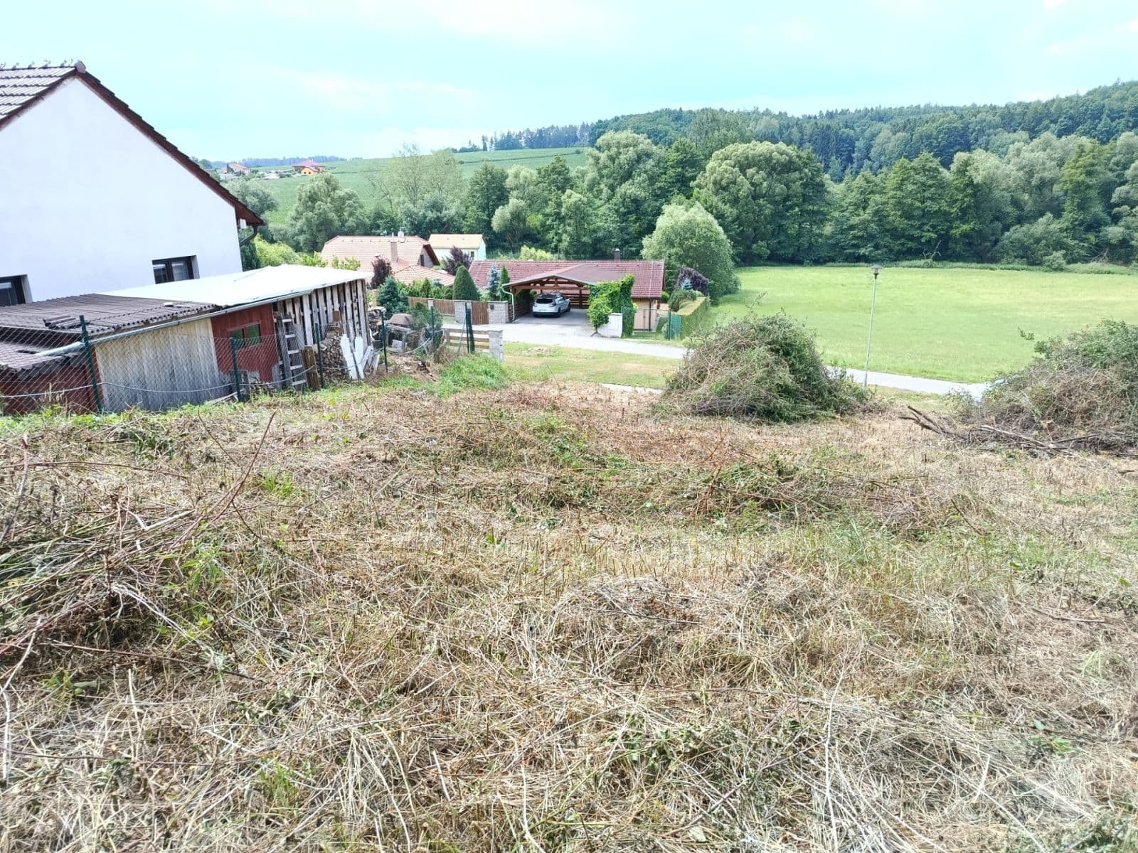 Predaj pozemku 899 m², Hosín, Jihočeský kraj Predaj pozemku 899 m², Hosín, Jihočeský kraj