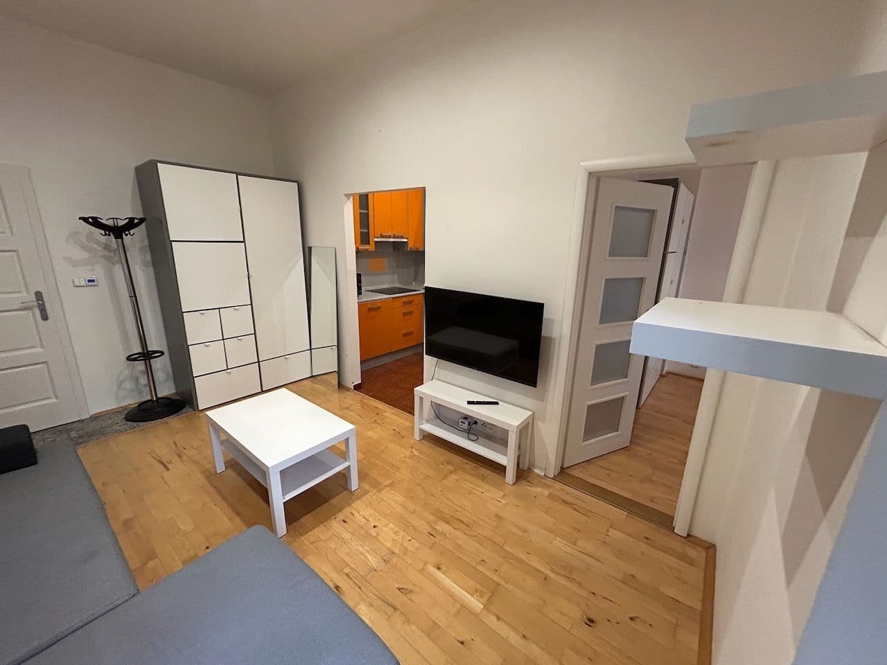 Prenájom bytu 2-izbový 38 m², Jilemnického, Praha, Praha Prenájom bytu 2-izbový 38 m², Jilemnického, Praha, Praha