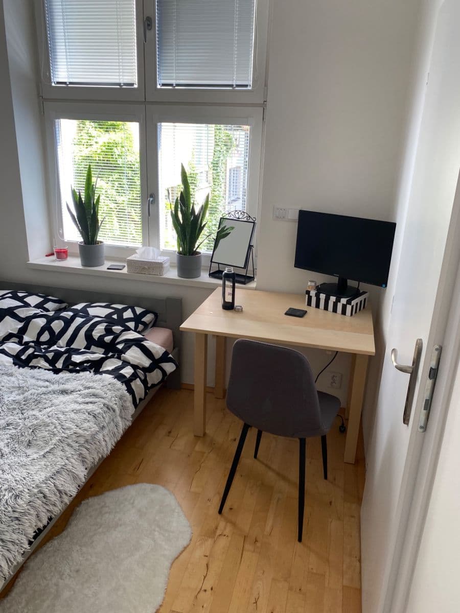 Prenájom bytu 2-izbový 38 m², Jilemnického, Praha, Praha Prenájom bytu 2-izbový 38 m², Jilemnického, Praha, Praha
