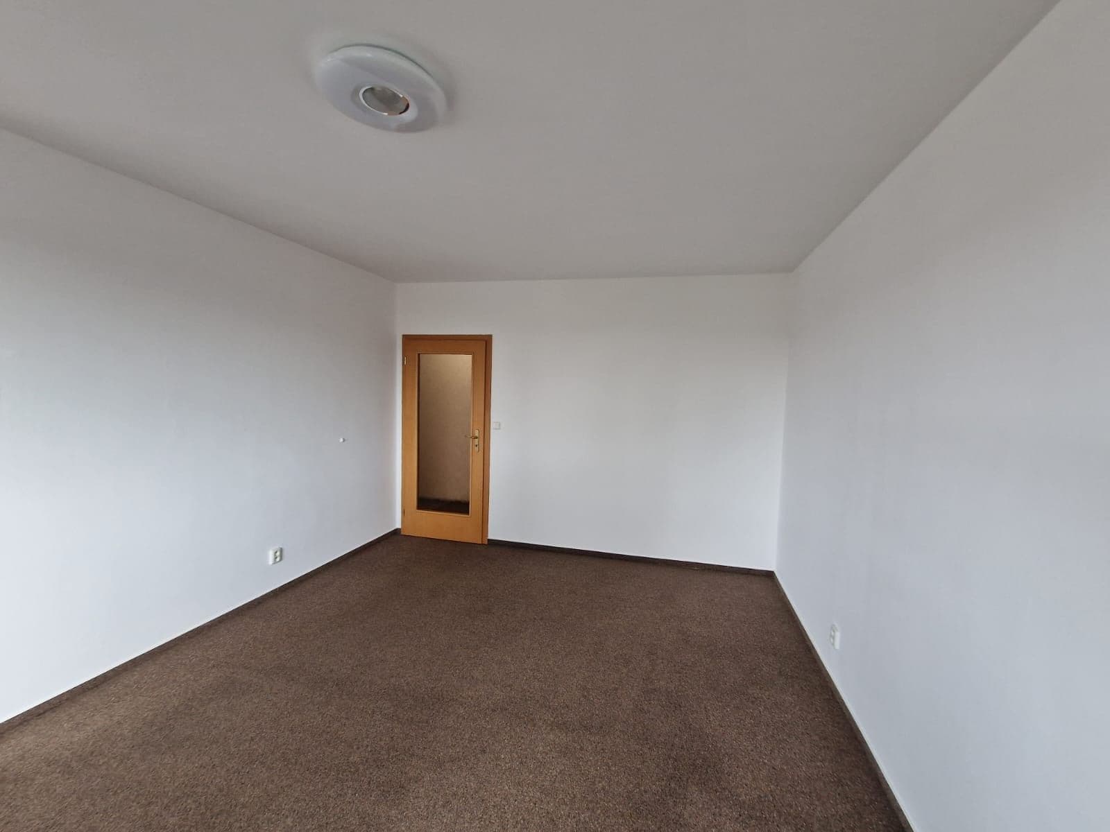 Prenájom bytu 2-izbový 65 m², Sečská, Praha, Praha Prenájom bytu 2-izbový 65 m², Sečská, Praha, Praha