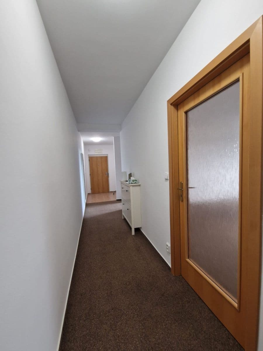 Prenájom bytu 2-izbový 65 m², Sečská, Praha, Praha Prenájom bytu 2-izbový 65 m², Sečská, Praha, Praha