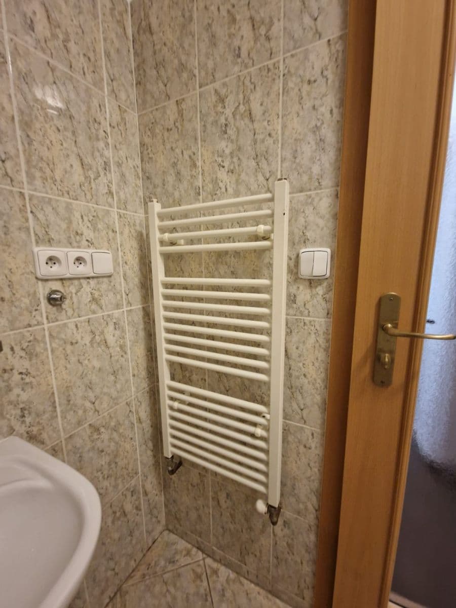 Prenájom bytu 2-izbový 65 m², Sečská, Praha, Praha Prenájom bytu 2-izbový 65 m², Sečská, Praha, Praha