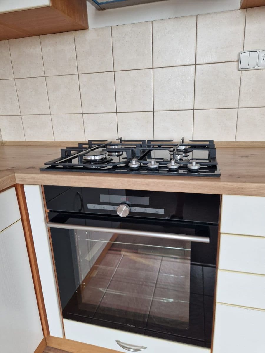 Prenájom bytu 2-izbový 65 m², Sečská, Praha, Praha Prenájom bytu 2-izbový 65 m², Sečská, Praha, Praha