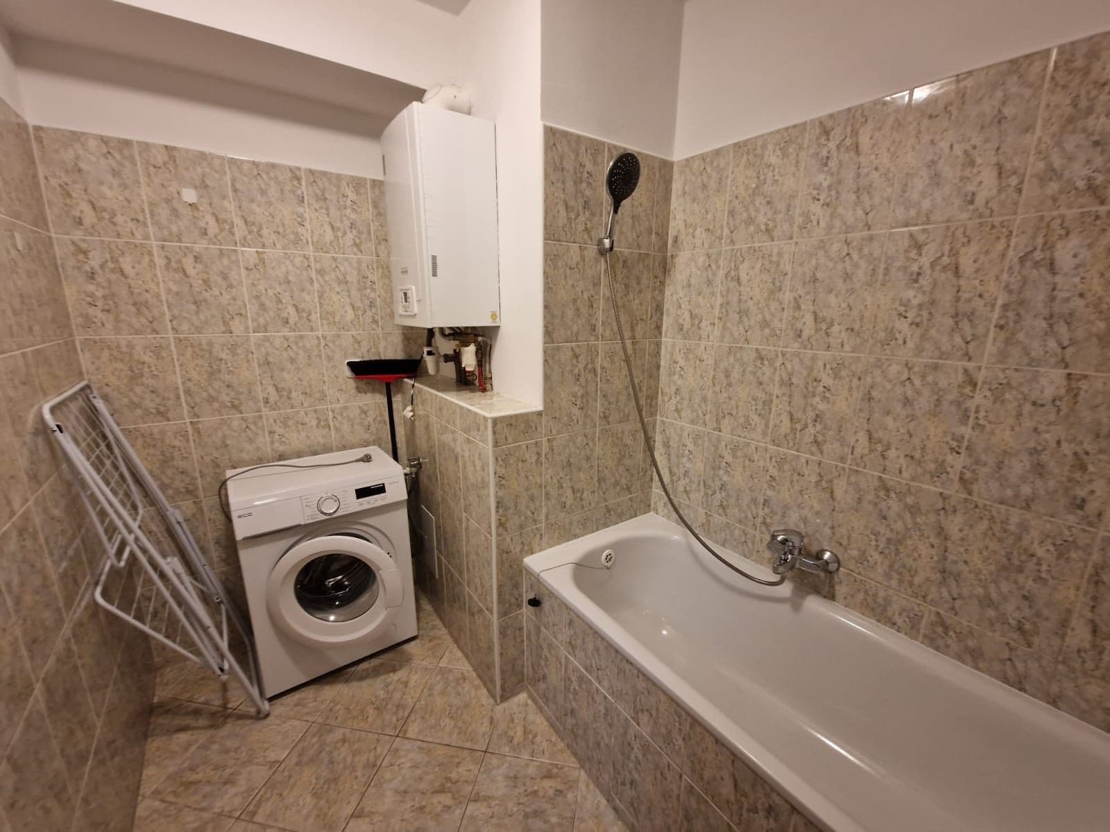 Prenájom bytu 2-izbový 65 m², Sečská, Praha, Praha Prenájom bytu 2-izbový 65 m², Sečská, Praha, Praha