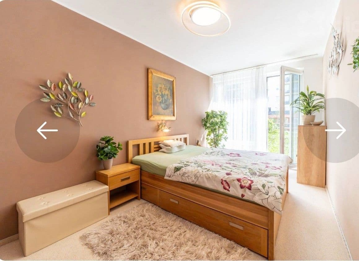 Prenájom bytu 2-izbový 53 m², Hnězdenská, Praha, Praha Prenájom bytu 2-izbový 53 m², Hnězdenská, Praha, Praha