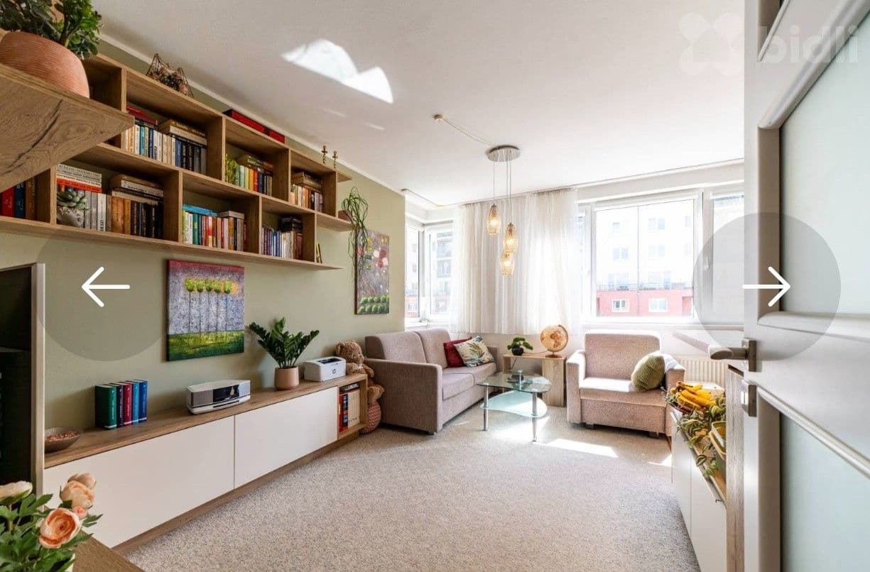 Prenájom bytu 2-izbový 53 m², Hnězdenská, Praha, Praha Prenájom bytu 2-izbový 53 m², Hnězdenská, Praha, Praha