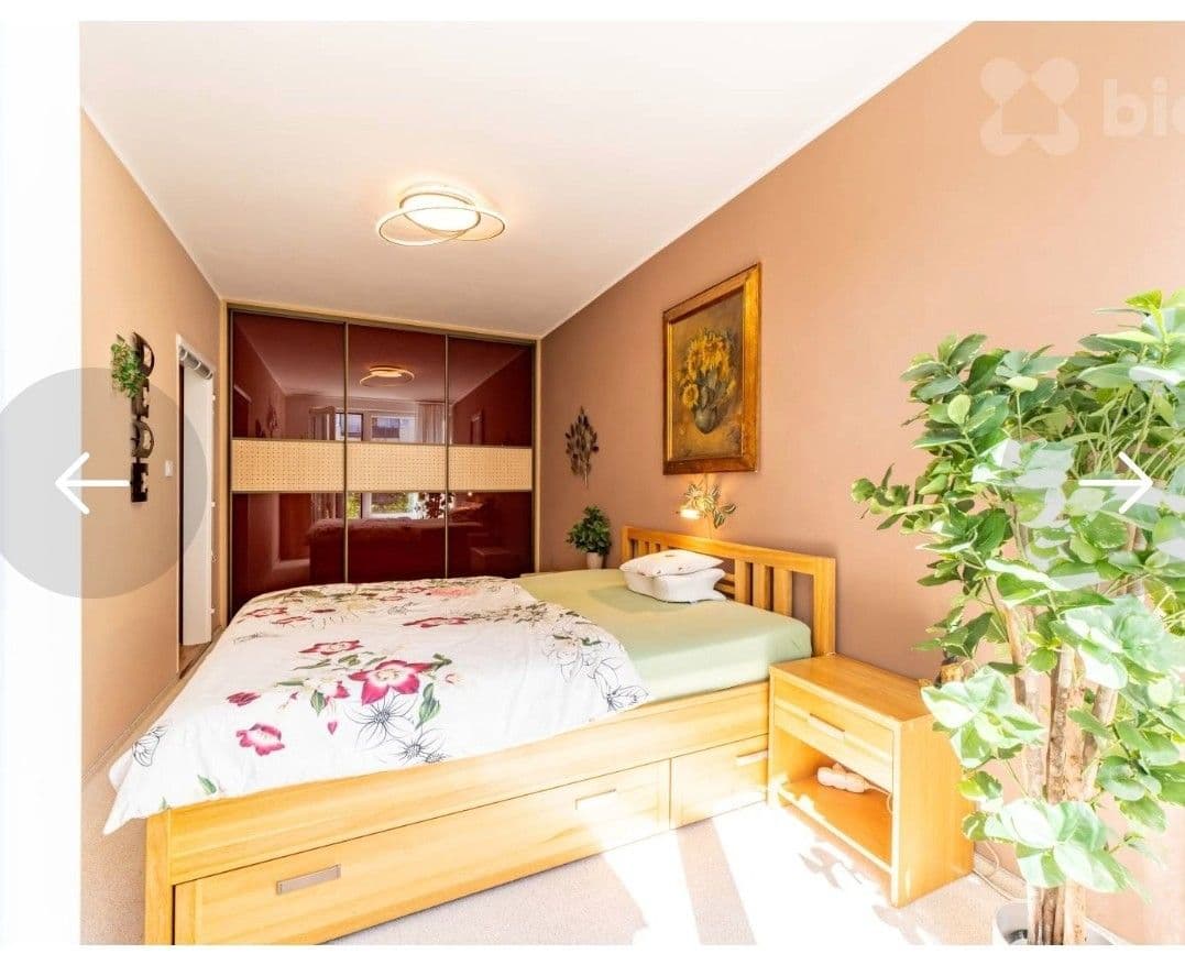 Prenájom bytu 2-izbový 53 m², Hnězdenská, Praha, Praha Prenájom bytu 2-izbový 53 m², Hnězdenská, Praha, Praha