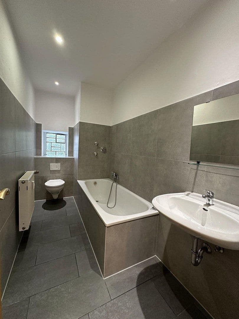 Prenájom bytu 2-izbový 58 m², Gladbecker Straße 300, Essen, Severné Porýnie - Westfálsko Prenájom bytu 2-izbový 58 m², Gladbecker Straße 300, Essen, Severné Porýnie - Westfálsko