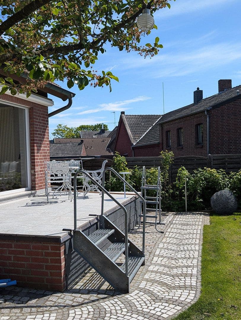 Predaj domu 170 m², pozemok 416 m², Goethestr. 6, Schwalmtal, Severné Porýnie - Westfálsko Predaj domu 170 m², pozemok 416 m², Goethestr. 6, Schwalmtal, Severné Porýnie - Westfálsko