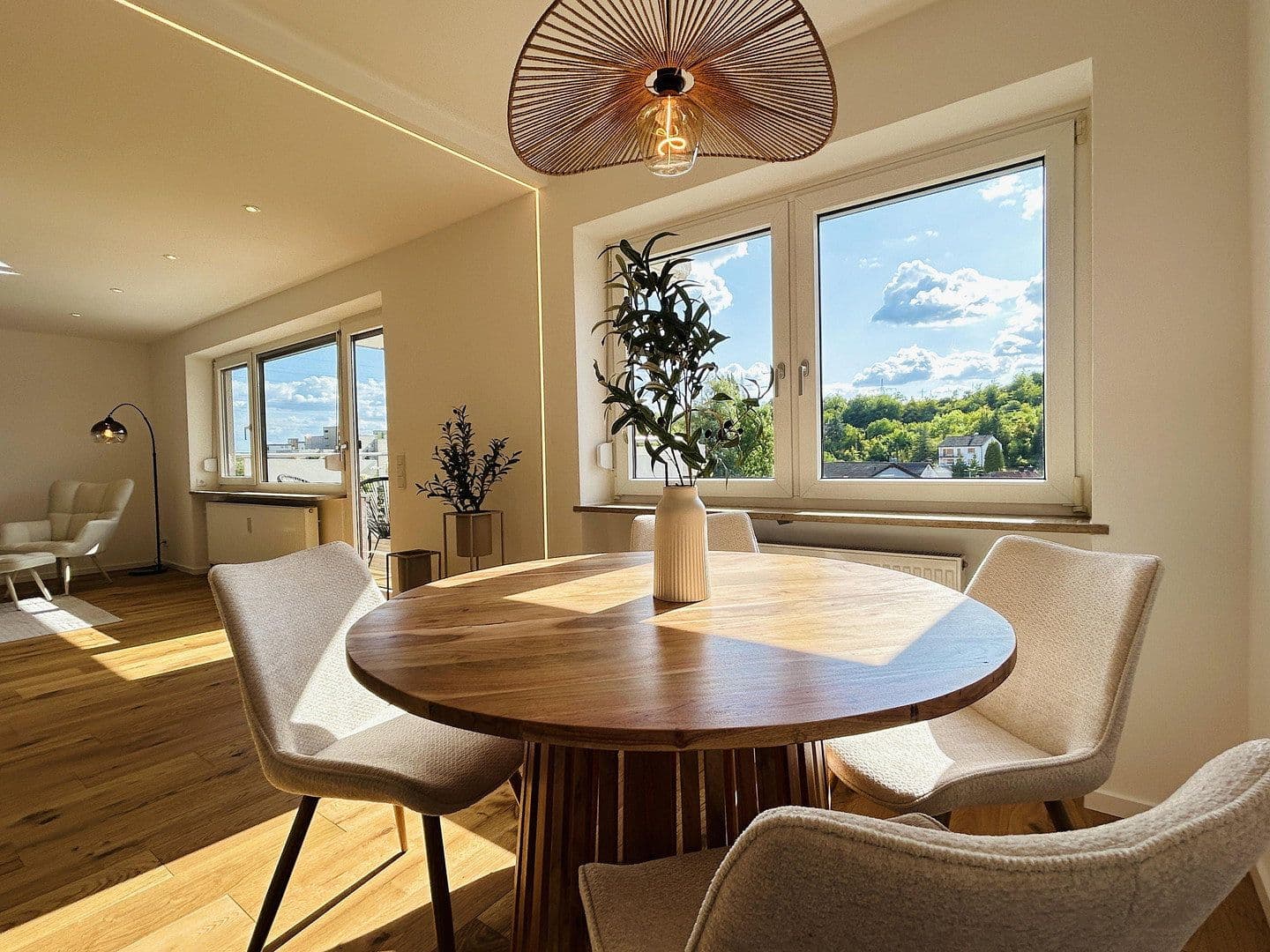 Predaj bytu 3-izbový 96 m², Würzburg, Bavorsko Predaj bytu 3-izbový 96 m², Würzburg, Bavorsko