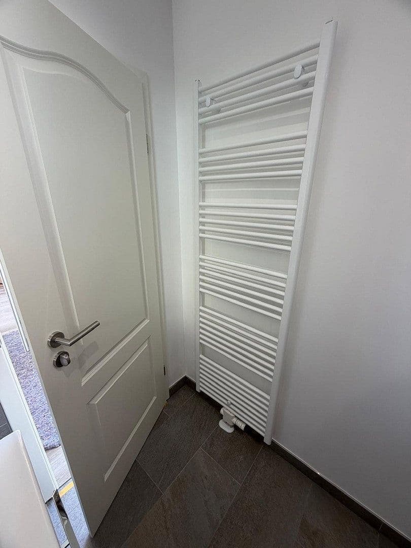 Prenájom bytu 2-izbový 58 m², Kaiserstraße 4a, Rüdesheim am Rhein, Hesensko Prenájom bytu 2-izbový 58 m², Kaiserstraße 4a, Rüdesheim am Rhein, Hesensko