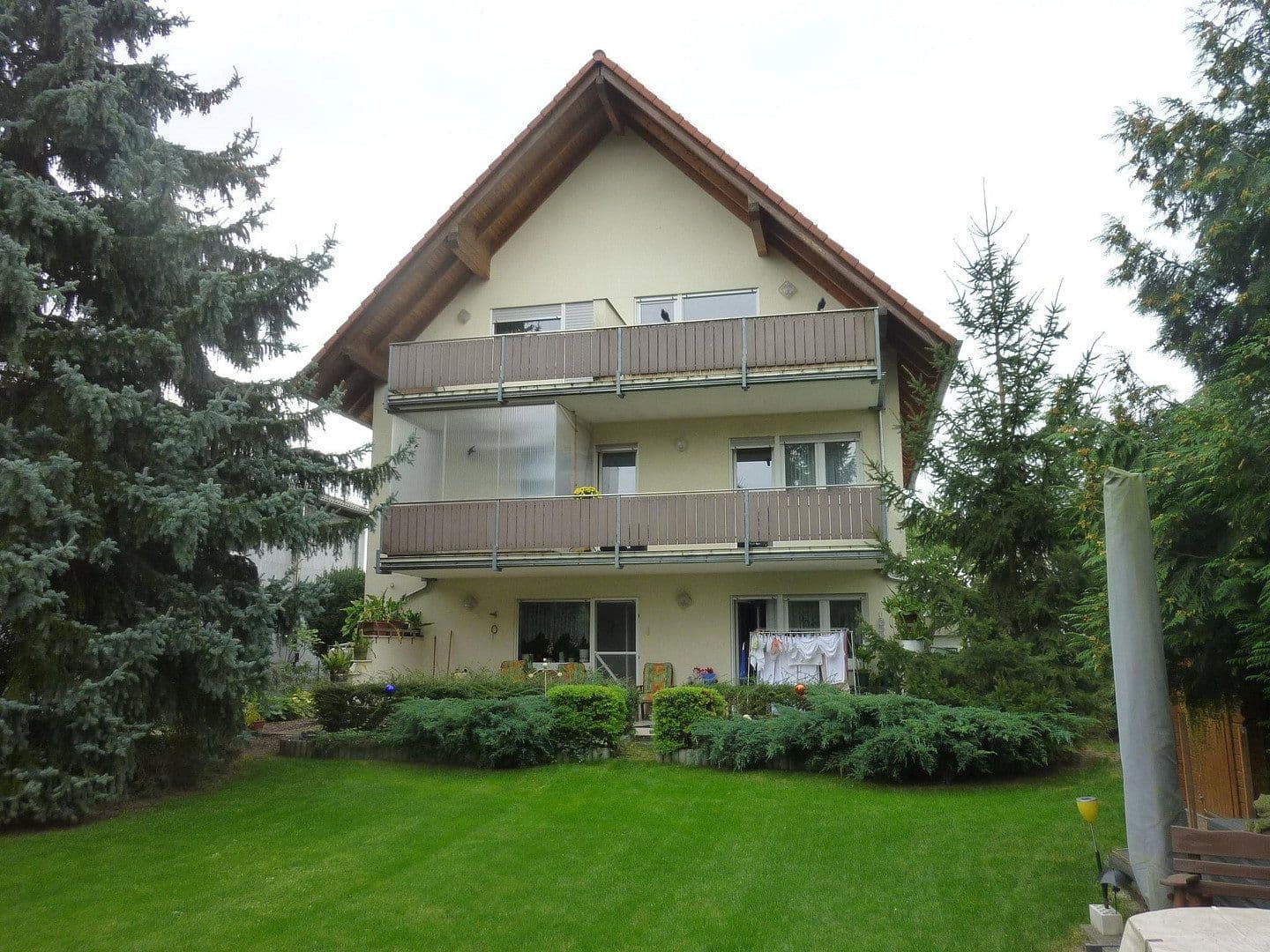 Prenájom bytu 3-izbový 75 m², Pfungstadt, Hesensko Prenájom bytu 3-izbový 75 m², Pfungstadt, Hesensko