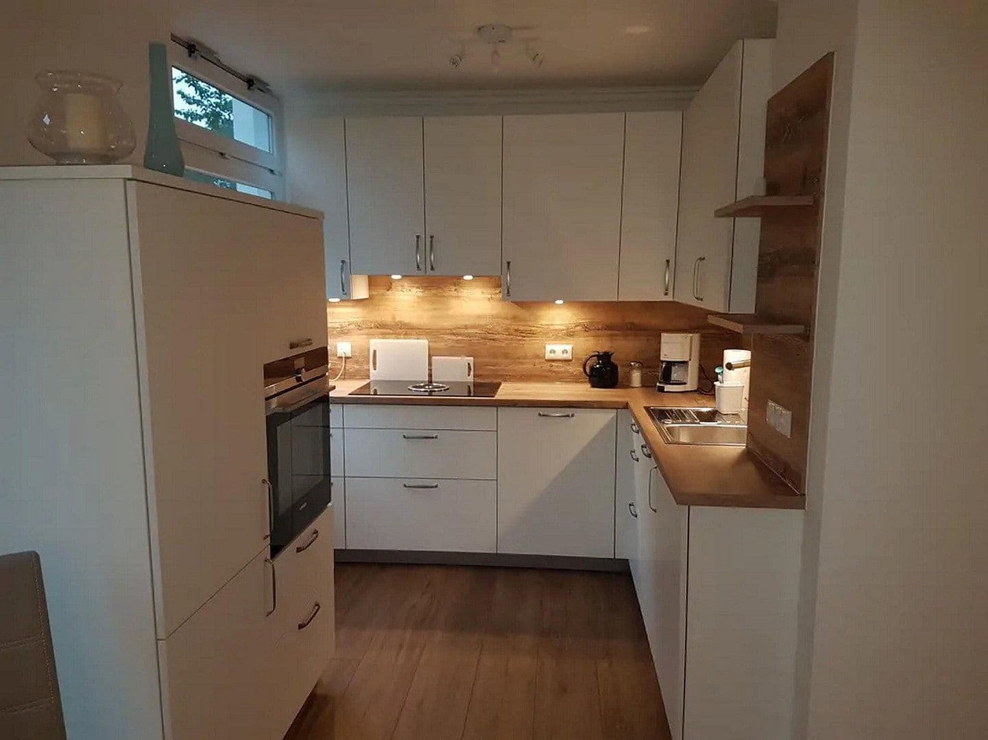 Prenájom bytu 2-izbový 70 m², München, Bavorsko Prenájom bytu 2-izbový 70 m², München, Bavorsko