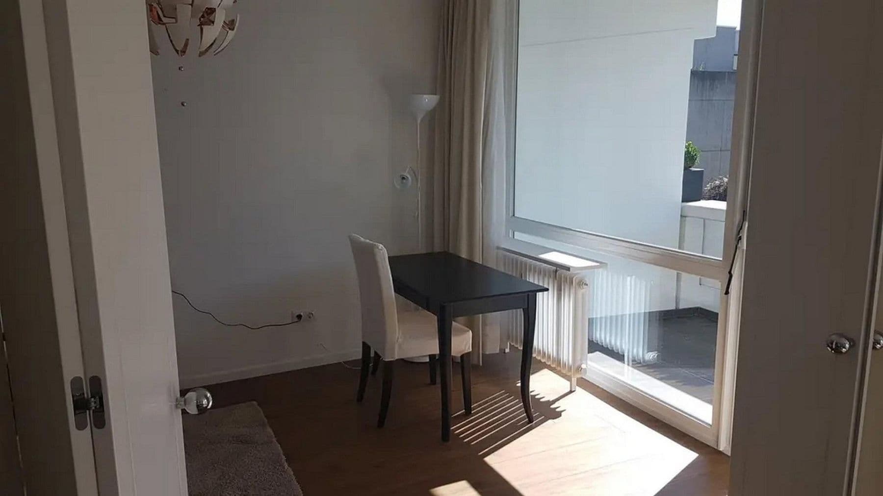 Prenájom bytu 2-izbový 70 m², München, Bavorsko Prenájom bytu 2-izbový 70 m², München, Bavorsko