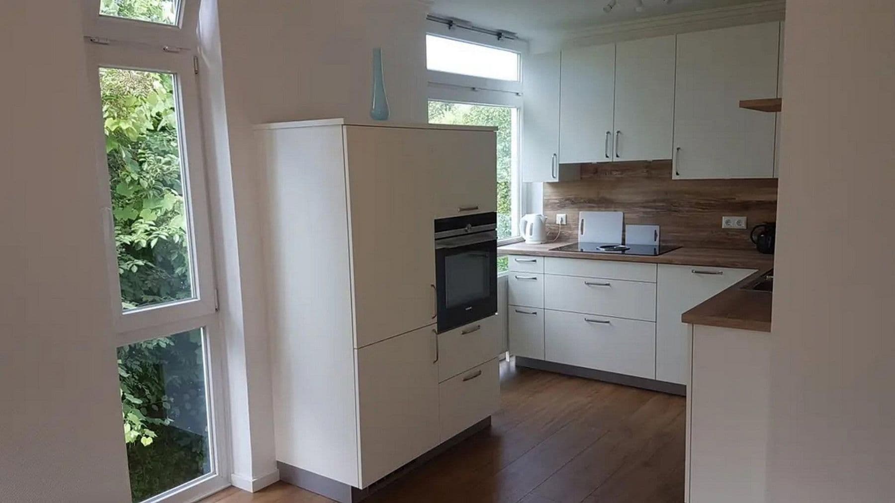 Prenájom bytu 2-izbový 70 m², München, Bavorsko Prenájom bytu 2-izbový 70 m², München, Bavorsko