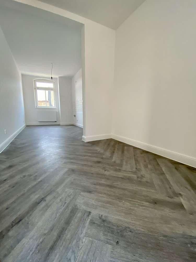 Prenájom bytu 4-izbový 128 m², Thiemstraße 10, Magdeburg, Sasko-Anhaltsko Prenájom bytu 4-izbový 128 m², Thiemstraße 10, Magdeburg, Sasko-Anhaltsko