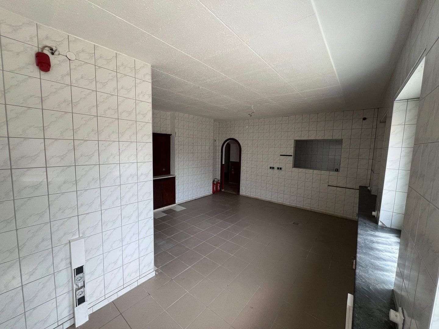 Prenájom nebytového priestoru 200 m², Gibitzenhofstraße 82, Nürnberg, Bavorsko Prenájom nebytového priestoru 200 m², Gibitzenhofstraße 82, Nürnberg, Bavorsko
