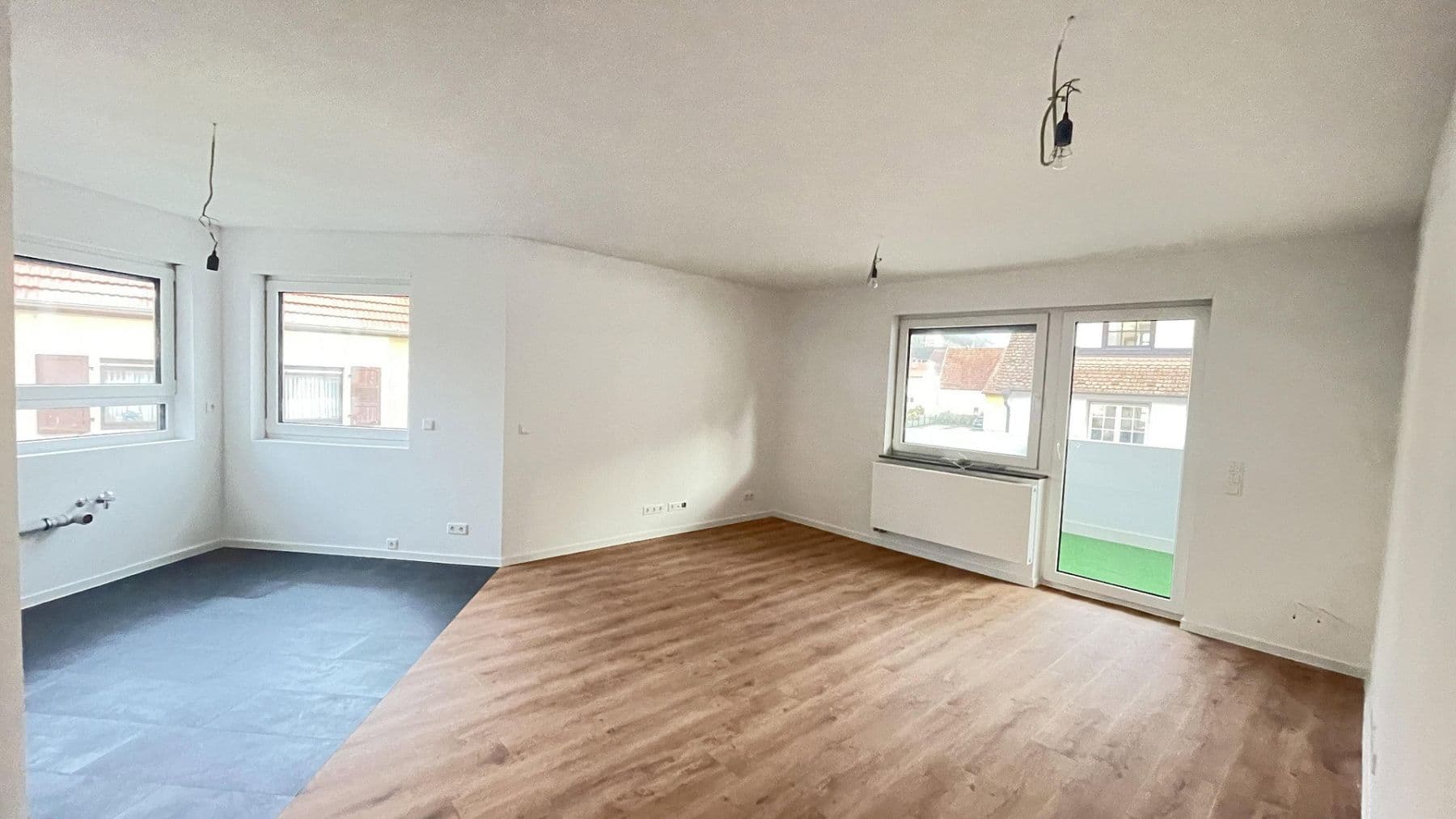 Prenájom bytu 5-izbový 133 m², Hemsbach, Bádensko-Wurttembersko Prenájom bytu 5-izbový 133 m², Hemsbach, Bádensko-Wurttembersko