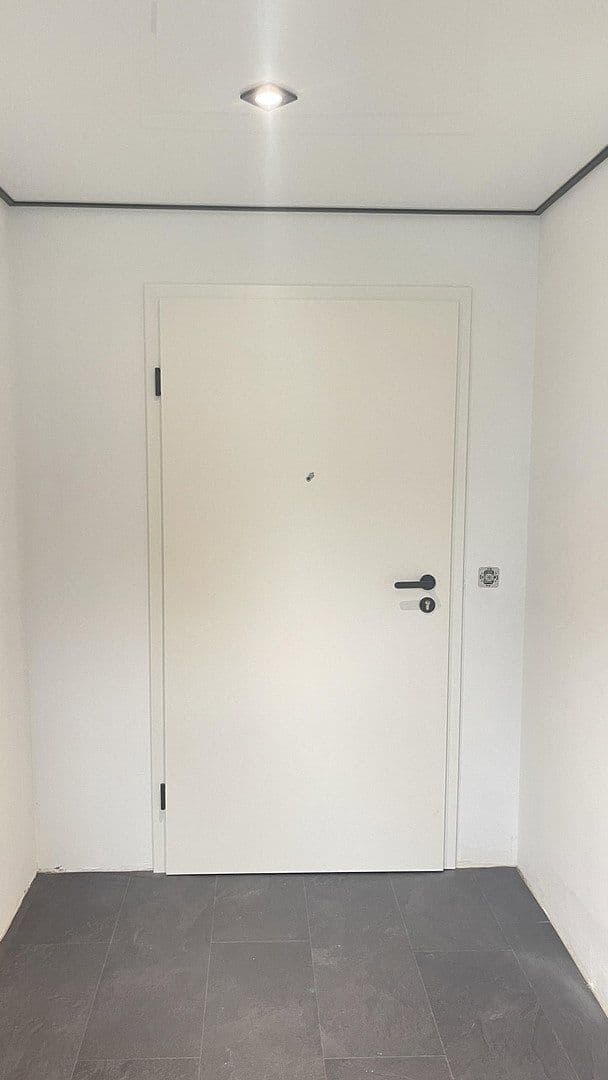 Prenájom bytu 5-izbový 133 m², Hemsbach, Bádensko-Wurttembersko Prenájom bytu 5-izbový 133 m², Hemsbach, Bádensko-Wurttembersko