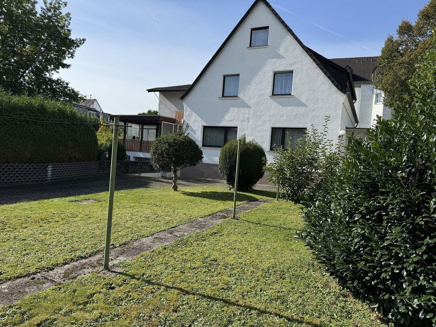 Predaj domu 232 m², pozemok 879 m², Elz, Hesensko Predaj domu 232 m², pozemok 879 m², Elz, Hesensko