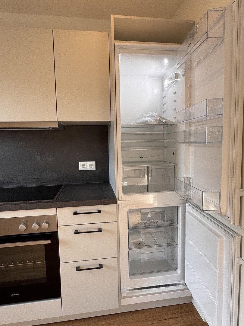 Prenájom bytu 2-izbový 50 m², Miltenbergstraße 18, Augsburg, Bavorsko Prenájom bytu 2-izbový 50 m², Miltenbergstraße 18, Augsburg, Bavorsko