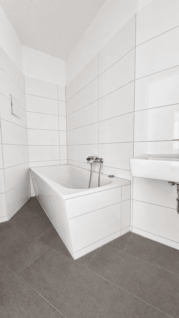 Prenájom bytu 2-izbový 54 m², Schönebecker Straße 35, Magdeburg, Sasko-Anhaltsko Prenájom bytu 2-izbový 54 m², Schönebecker Straße 35, Magdeburg, Sasko-Anhaltsko