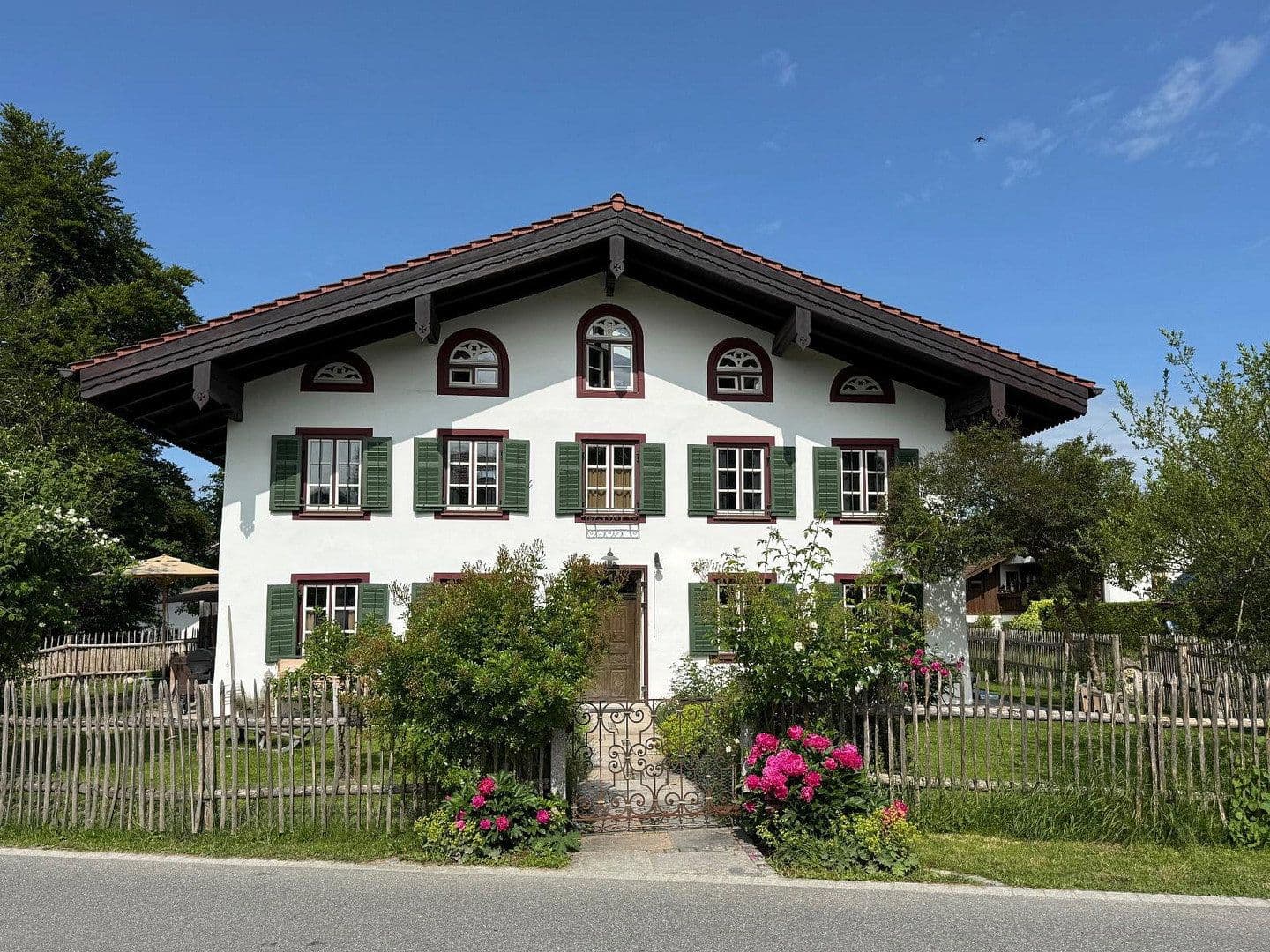 Prenájom domu 250 m², pozemok 500 m², Riedering, Bavorsko Prenájom domu 250 m², pozemok 500 m², Riedering, Bavorsko