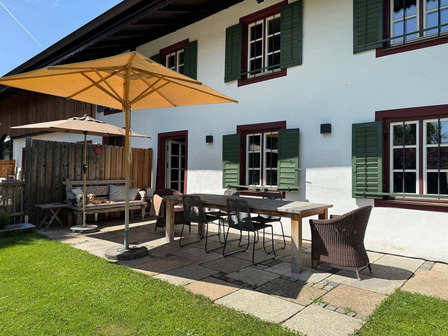 Prenájom domu 250 m², pozemok 500 m², Riedering, Bavorsko Prenájom domu 250 m², pozemok 500 m², Riedering, Bavorsko