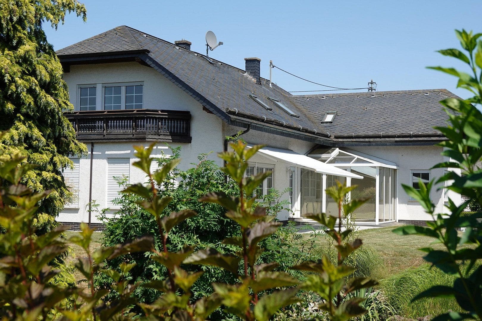 Prenájom bytu 5-izbový 192 m², Kastellaun, Porýnie-Falcko Prenájom bytu 5-izbový 192 m², Kastellaun, Porýnie-Falcko