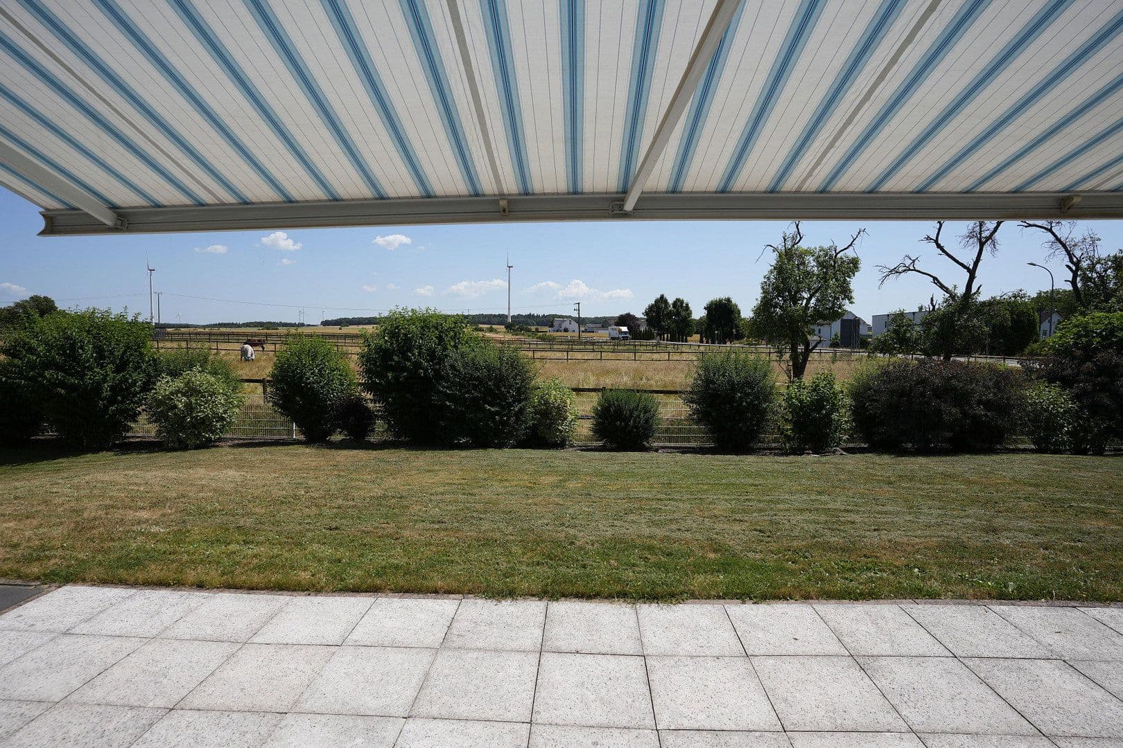 Prenájom bytu 5-izbový 192 m², Kastellaun, Porýnie-Falcko Prenájom bytu 5-izbový 192 m², Kastellaun, Porýnie-Falcko