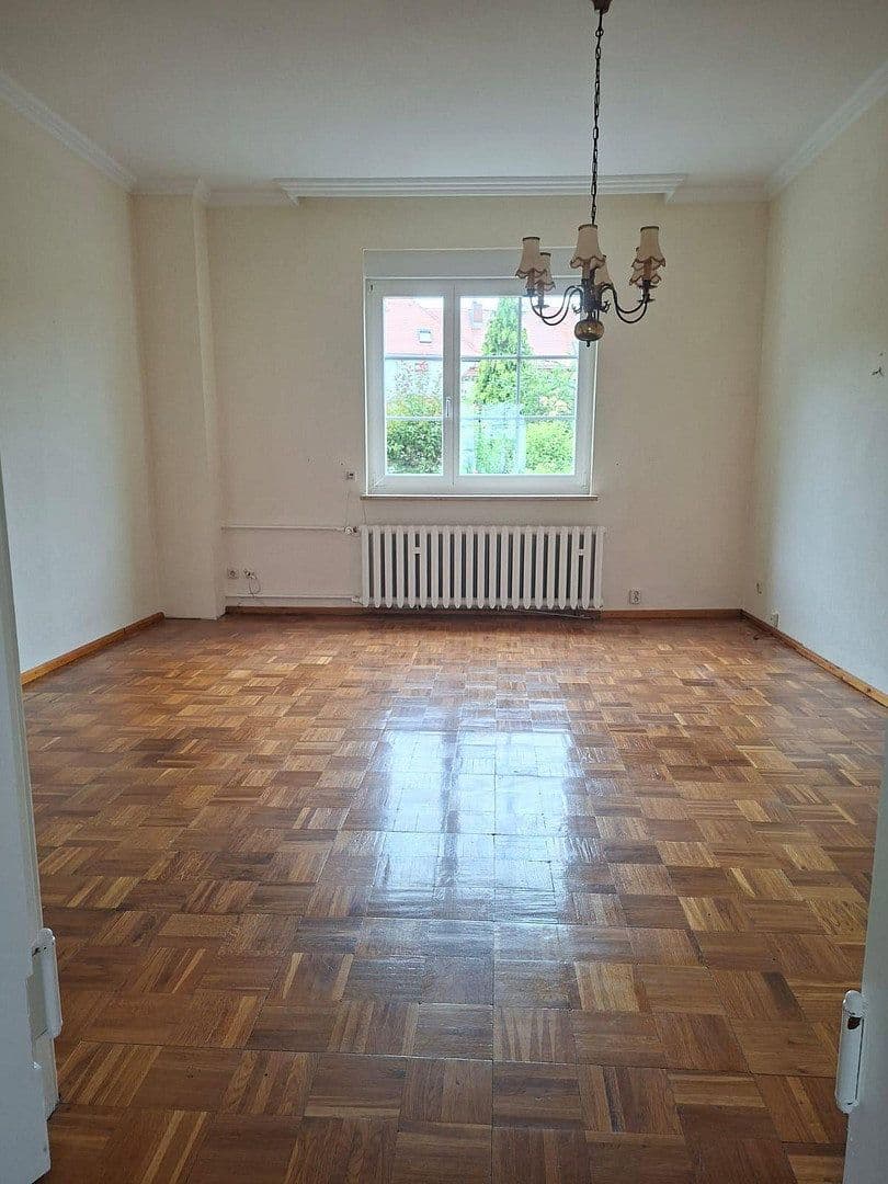 Prenájom domu 120 m², pozemok 285 m², Karl-Marx-Straße 30, Apolda, Durínsko Prenájom domu 120 m², pozemok 285 m², Karl-Marx-Straße 30, Apolda, Durínsko