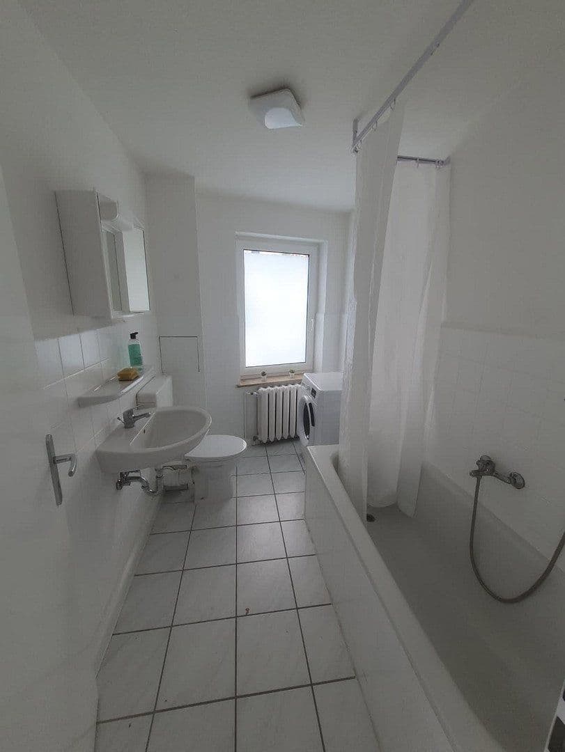 Prenájom bytu 110 m², Mittelstraße 2, Fürstenwalde/Spree, Brandenbursko Prenájom bytu 110 m², Mittelstraße 2, Fürstenwalde/Spree, Brandenbursko