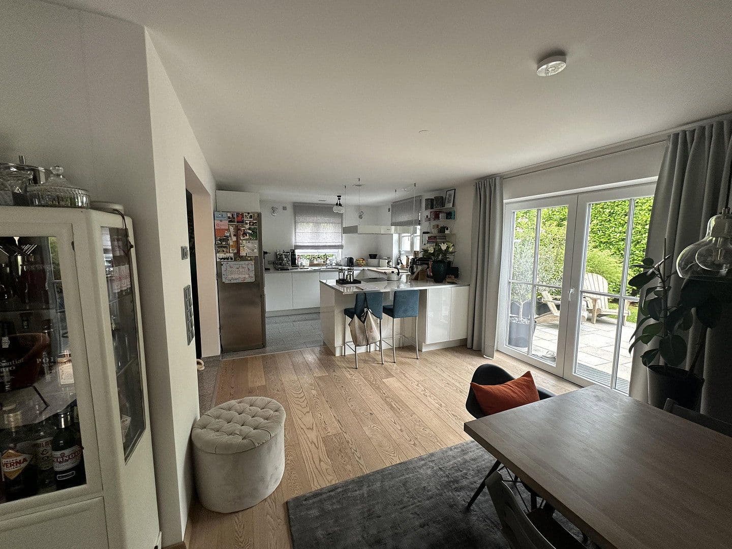 Predaj domu 188 m², pozemok 265 m², München, Bavorsko Predaj domu 188 m², pozemok 265 m², München, Bavorsko