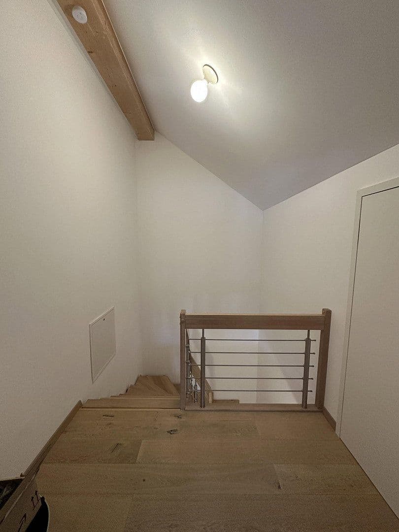Predaj domu 188 m², pozemok 265 m², München, Bavorsko Predaj domu 188 m², pozemok 265 m², München, Bavorsko
