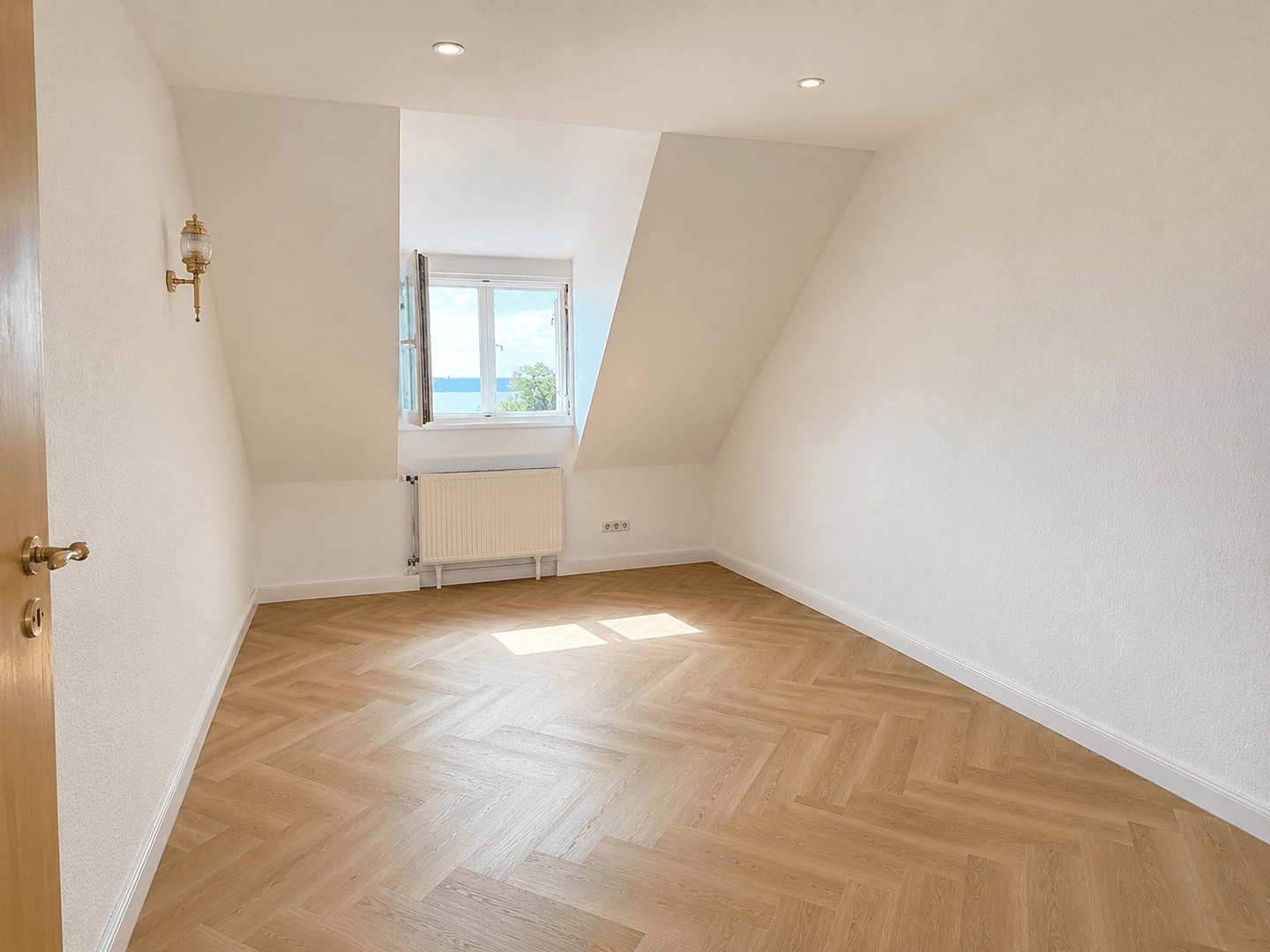 Prenájom bytu 2-izbový 70 m², Winzergasse 22, Meersburg, Bádensko-Wurttembersko Prenájom bytu 2-izbový 70 m², Winzergasse 22, Meersburg, Bádensko-Wurttembersko