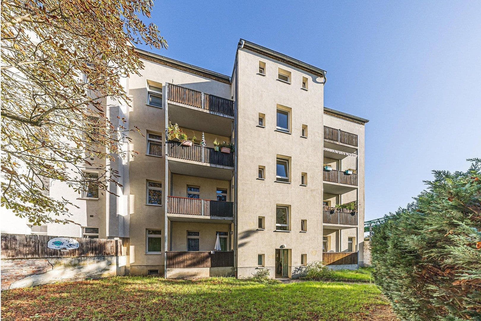 Prenájom bytu 4-izbový 84 m², Wurzner Straße 188, Leipzig, Sasko Prenájom bytu 4-izbový 84 m², Wurzner Straße 188, Leipzig, Sasko