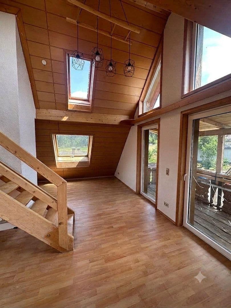 Prenájom bytu 3-izbový 85 m², Höchst 17, Eisenbach (Hochschwarzwald), Bádensko-Wurttembersko Prenájom bytu 3-izbový 85 m², Höchst 17, Eisenbach (Hochschwarzwald), Bádensko-Wurttembersko