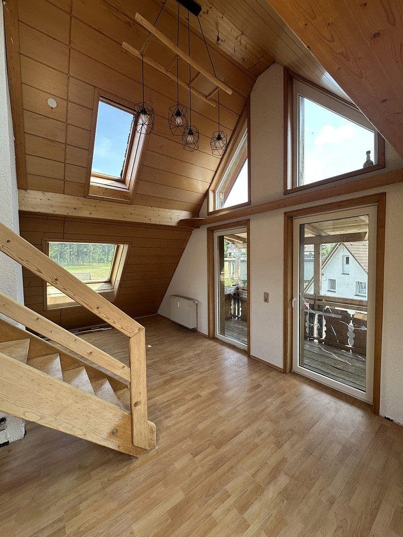 Prenájom bytu 3-izbový 85 m², Höchst 17, Eisenbach (Hochschwarzwald), Bádensko-Wurttembersko Prenájom bytu 3-izbový 85 m², Höchst 17, Eisenbach (Hochschwarzwald), Bádensko-Wurttembersko