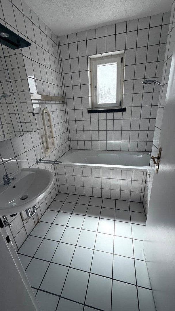 Prenájom bytu 2-izbový 65 m², Kolpingstraße 13, Herxheim bei Landau/Pfalz, Porýnie-Falcko Prenájom bytu 2-izbový 65 m², Kolpingstraße 13, Herxheim bei Landau/Pfalz, Porýnie-Falcko