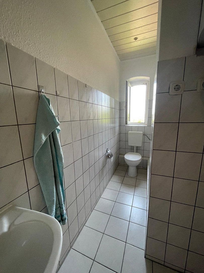 Prenájom bytu 3-izbový 63 m², Breitscheidstraße 9, Erfurt, Durínsko Prenájom bytu 3-izbový 63 m², Breitscheidstraße 9, Erfurt, Durínsko