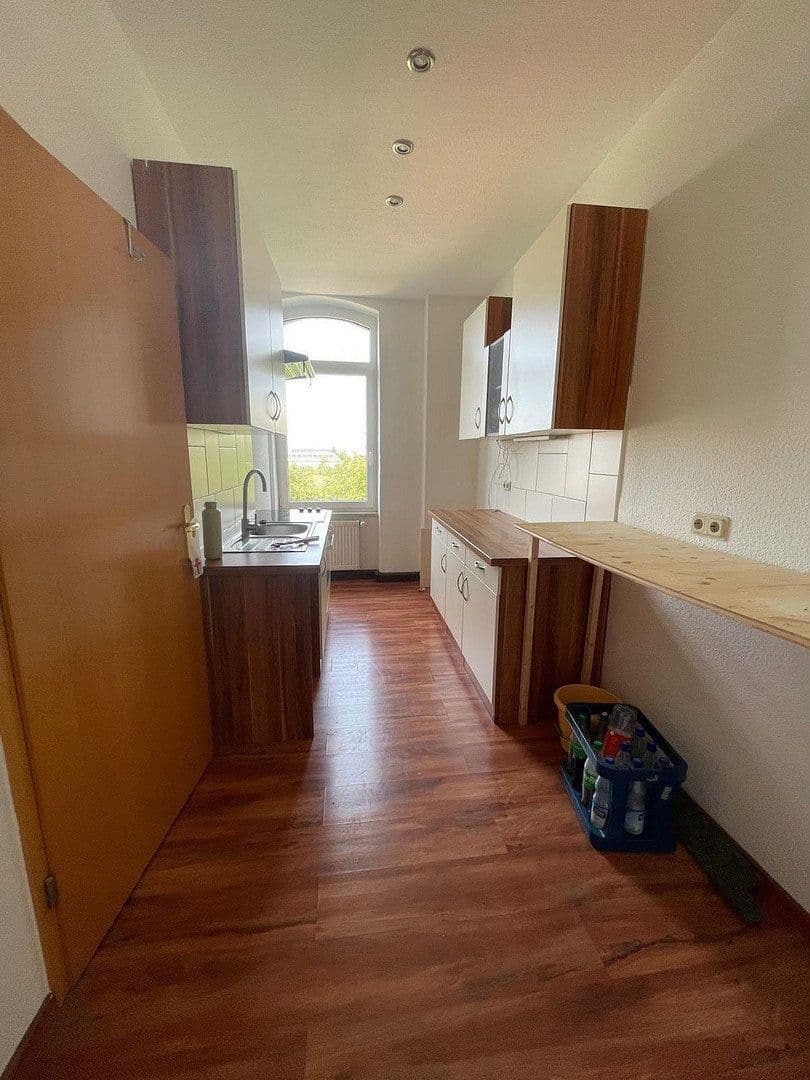 Prenájom bytu 3-izbový 63 m², Breitscheidstraße 9, Erfurt, Durínsko Prenájom bytu 3-izbový 63 m², Breitscheidstraße 9, Erfurt, Durínsko
