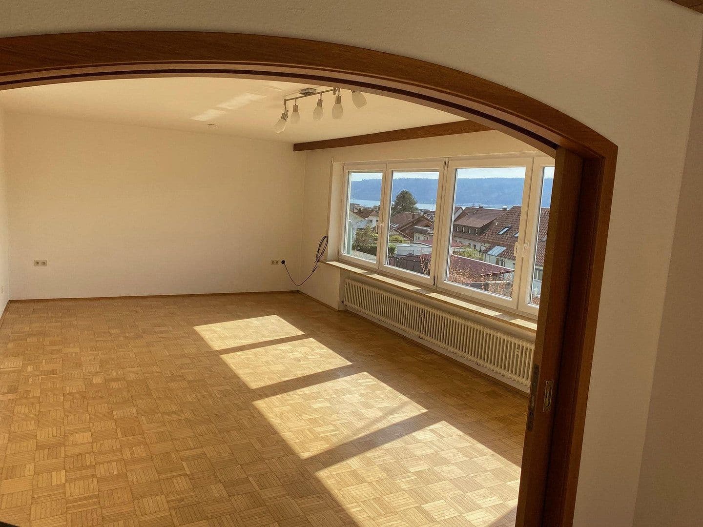 Prenájom domu 200 m², pozemok 702 m², Am Blütenhang 10, Bodman-Ludwigshafen, Bádensko-Wurttembersko Prenájom domu 200 m², pozemok 702 m², Am Blütenhang 10, Bodman-Ludwigshafen, Bádensko-Wurttembersko